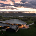 Studio Gang Completes the Samuel H. Scripps Theater Center for Hudson Valley Shakespeare in New York - Imagem 1 de 4