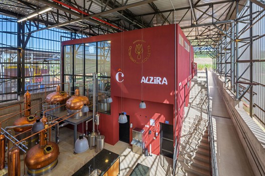 The Spirit of Space: 10 Distillery Projects Where Production Shapes Architecture The Spirit of Space: 10 Distillery Projects Where Production Shapes Architecture - Image 16 of 26