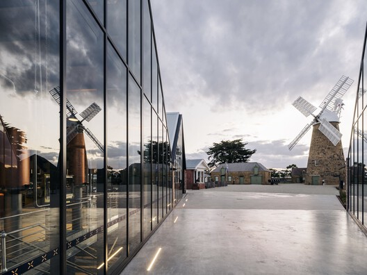 The Spirit of Space: 10 Distillery Projects Where Production Shapes Architecture The Spirit of Space: 10 Distillery Projects Where Production Shapes Architecture - Image 25 of 26