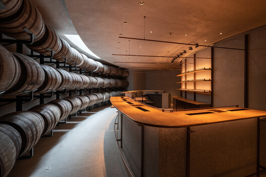 The Spirit of Space: 10 Distillery Projects Where Production Shapes Architecture The Spirit of Space: 10 Distillery Projects Where Production Shapes Architecture - Image 18 of 26