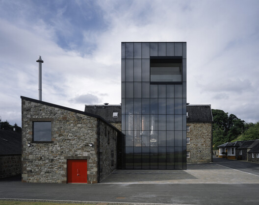 The Spirit of Space: 10 Distillery Projects Where Production Shapes Architecture The Spirit of Space: 10 Distillery Projects Where Production Shapes Architecture - Image 20 of 26