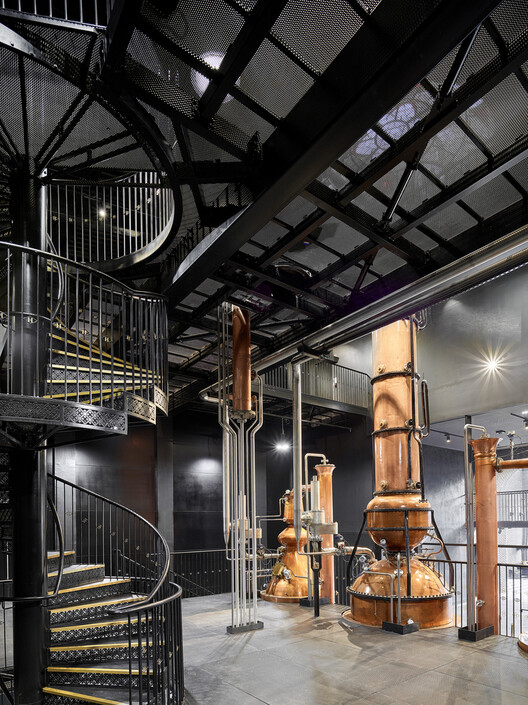 The Spirit of Space: 10 Distillery Projects Where Production Shapes Architecture The Spirit of Space: 10 Distillery Projects Where Production Shapes Architecture - Image 15 of 26