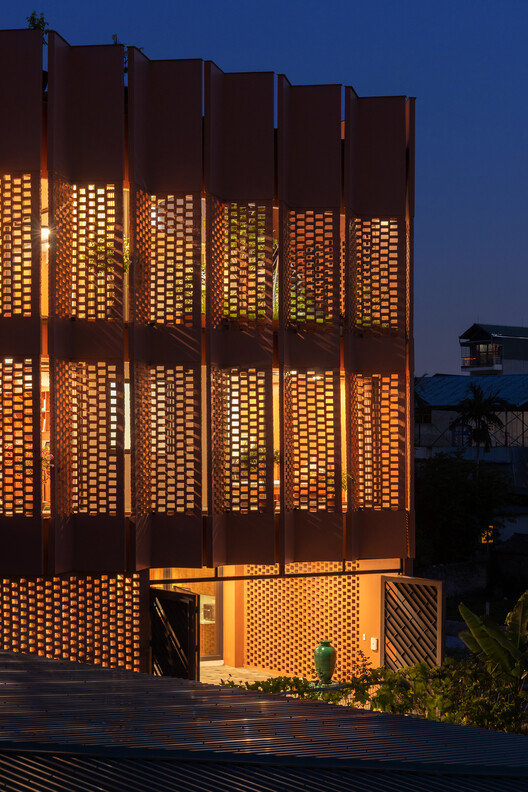 Creative Usage of Bricks & Earth / H&P Architects Creative Usage of Bricks & Earth / H&P Architects - Image 25 of 29