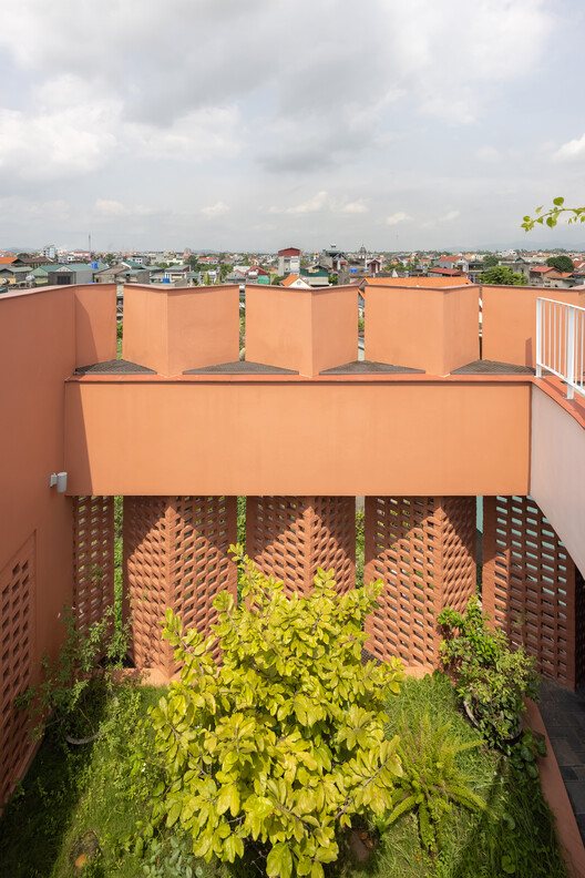 Creative Usage of Bricks & Earth / H&P Architects Creative Usage of Bricks & Earth / H&P Architects - Image 21 of 29