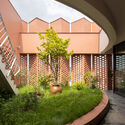 Creative Usage of Bricks & Earth / H&P Architects - Interior Photography, Houses