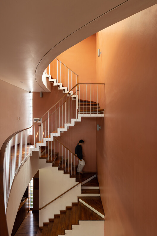 Creative Usage of Bricks & Earth / H&P Architects Creative Usage of Bricks & Earth / H&P Architects - Image 12 of 29
