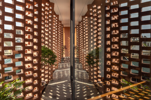 Creative Usage of Bricks & Earth / H&P Architects Creative Usage of Bricks & Earth / H&P Architects - Image 14 of 29