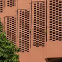 Creative Usage of Bricks & Earth / H&P Architects - Houses