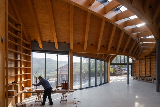 Carpenter's Home / Primary Architects Carpenter's Home / Primary Architects - Interior Photography, Wood, Beam