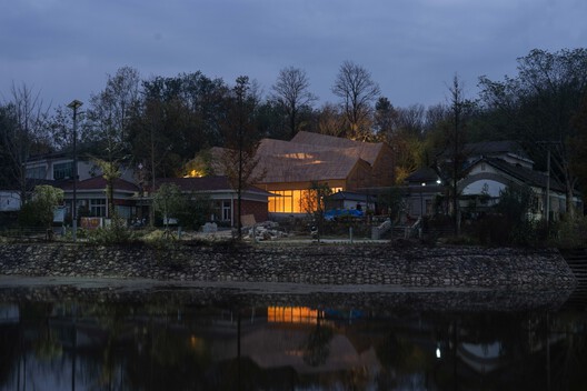 Carpenter's Home / Primary Architects Carpenter's Home / Primary Architects - Exterior Photography