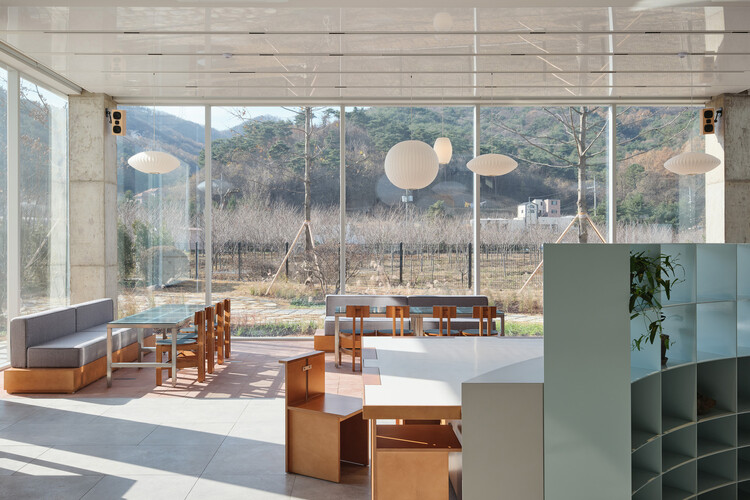 Coffee or Tea: Third Places, Kiosks, and the Retail Architecture of Duration  - Featured Image