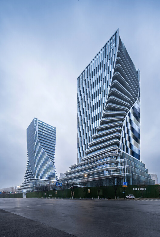 The Linping Fintech Tower / CUC - Exterior Photography