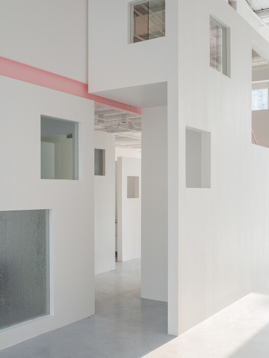 Apelron Contemporary / Aether Architects + Archigress Apelron Contemporary / Aether Architects + Archigress - Image 20 of 35