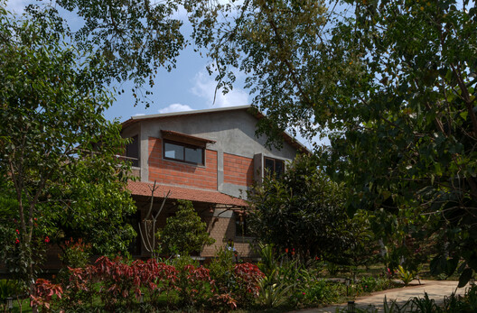 Svatman Farmhouse / HabitArt Architecture Studio Svatman Farmhouse / HabitArt Architecture Studio - Exterior Photography, Garden