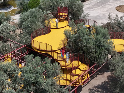 Cheshm Cheran Bazi Playground / ZAV Architects Cheshm Cheran Bazi Playground / ZAV Architects - Image 2 of 15