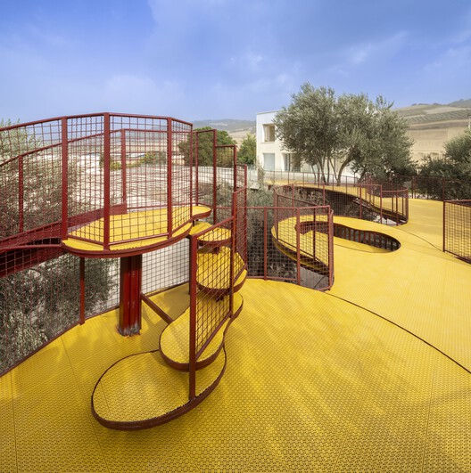 Cheshm Cheran Bazi Playground / ZAV Architects Cheshm Cheran Bazi Playground / ZAV Architects - Image 7 of 15