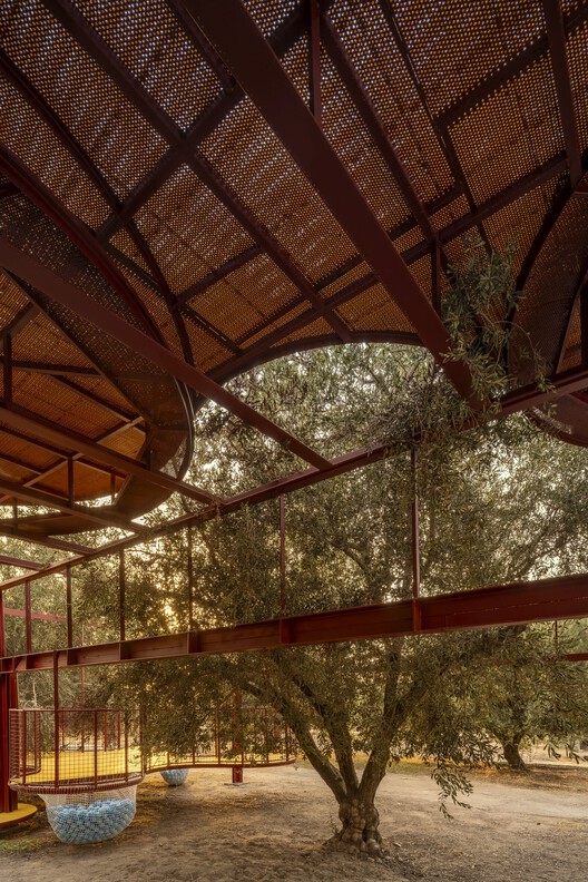 Cheshm Cheran Bazi Playground / ZAV Architects Cheshm Cheran Bazi Playground / ZAV Architects - Image 5 of 15