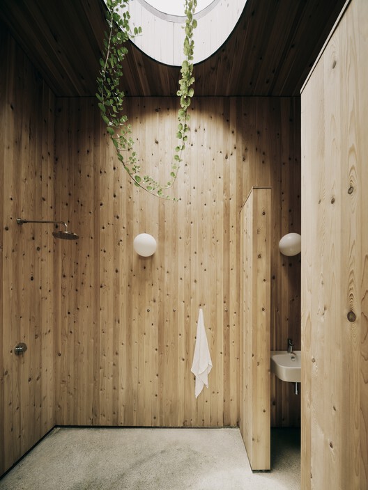 Kailua House / Mork-Ulnes Architects  - Image 14 of 26