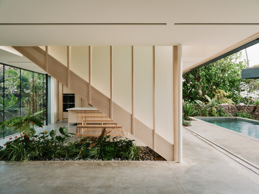 Kailua House / Mork-Ulnes Architects  - Image 9 of 26