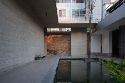 Voiceless Coffee · Sensory Lab / No10-Architects - Interior Photography, Brick