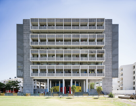 Climate, Culture, and Modernism: The Postcolonial Campus as Architectural Laboratory Climate, Culture, and Modernism: The Postcolonial Campus as Architectural Laboratory - Image 10 of 12