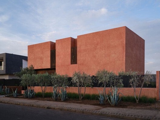 Villa Butterfly / Mohamed Amine Siana Villa Butterfly / Mohamed Amine Siana - Exterior Photography, Concrete
