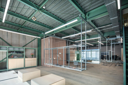unravel Hair Salon / Atelier Write unravel Hair Salon / Atelier Write - Interior Photography, Glass, Beam, Steel