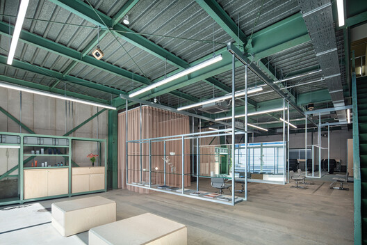 unravel Hair Salon / Atelier Write unravel Hair Salon / Atelier Write - Interior Photography, Glass, Beam, Steel