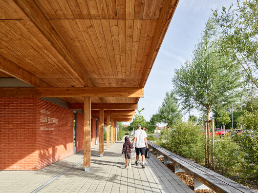 Alain Bertrand School Complex / GGR architectes - Exterior Photography