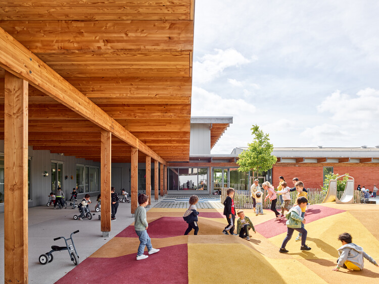 Alain Bertrand School Complex / GGR architectes - Interior Photography, Schools 