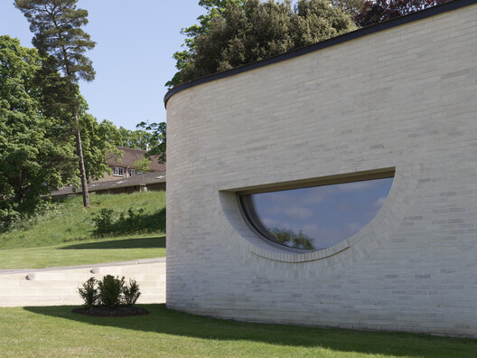 St Raphael's Health and Wellbeing Center / Adam Richards Architects St Raphael's Health and Wellbeing Center / Adam Richards Architects - Exterior Photography, Concrete