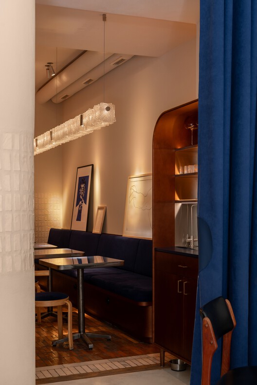 Mitte Café 2.0 / LIS design studio - Interior Photography, Lighting, Chair