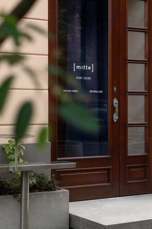 Mitte Café 2.0 / LIS design studio - Interior Photography, Door, Glass