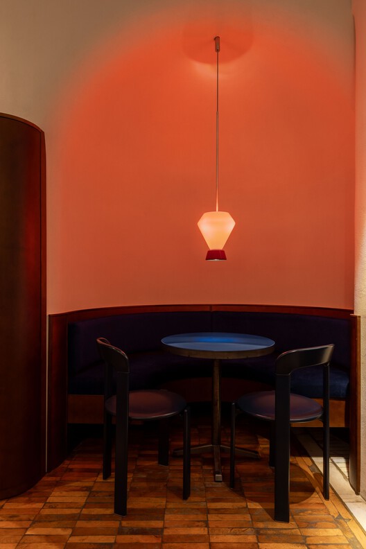 Mitte Café 2.0 / LIS design studio - Interior Photography, Lighting, Chair