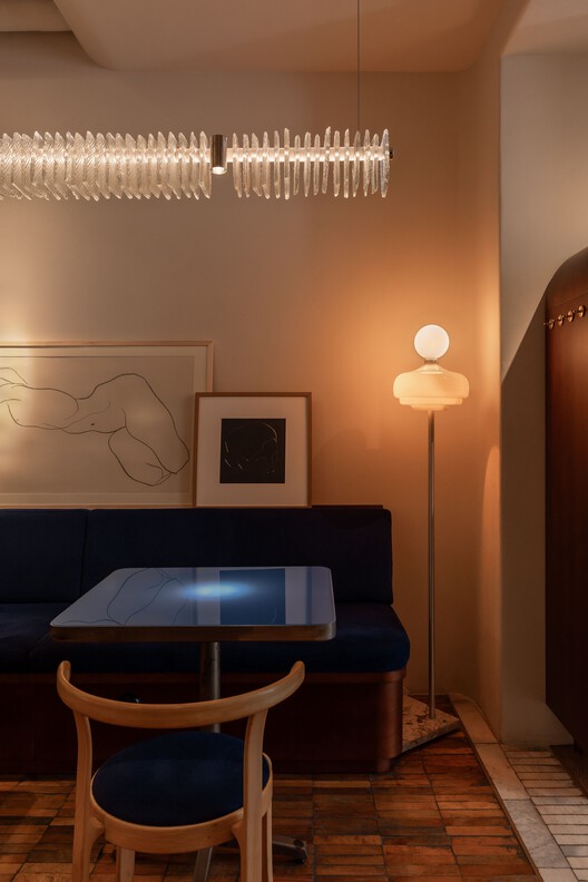 Mitte Café 2.0 / LIS design studio - Interior Photography, Lighting, Chair
