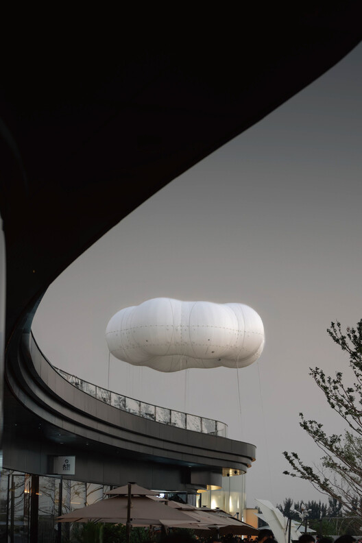Dongguan MIXC VILLAGE IP Installation / PILLS Dongguan MIXC VILLAGE IP Installation / PILLS - Image 4 of 18