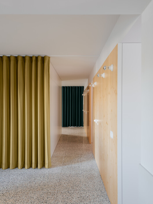 Manuela Porto 10 Apartment / ALA.rquitectos Manuela Porto 10 Apartment / ALA.rquitectos - Image 9 of 28