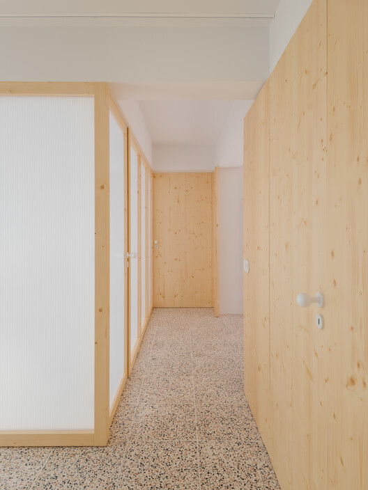 Manuela Porto 10 Apartment / ALA.rquitectos Manuela Porto 10 Apartment / ALA.rquitectos - Image 23 of 28