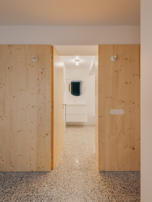 Manuela Porto 10 Apartment / ALA.rquitectos Manuela Porto 10 Apartment / ALA.rquitectos - Image 27 of 28