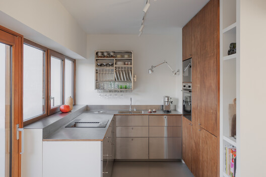 Workers' House Renovation / Cecile Elicagaray Architecte Workers' House Renovation / Cecile Elicagaray Architecte - Interior Photography, Kitchen, Countertop, Wood, Sink, Lighting