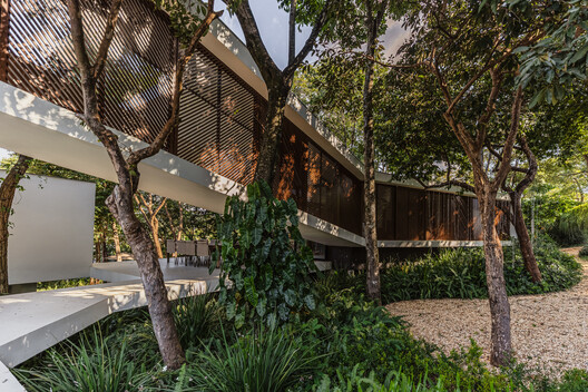 Ascendente House / TETRO Arquitetura Ascendente House / TETRO Arquitetura - Image 3 of 19