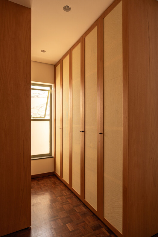 Conde House / Terra Arquitetura Conde House / Terra Arquitetura - Interior Photography, Wood, Door, Closet