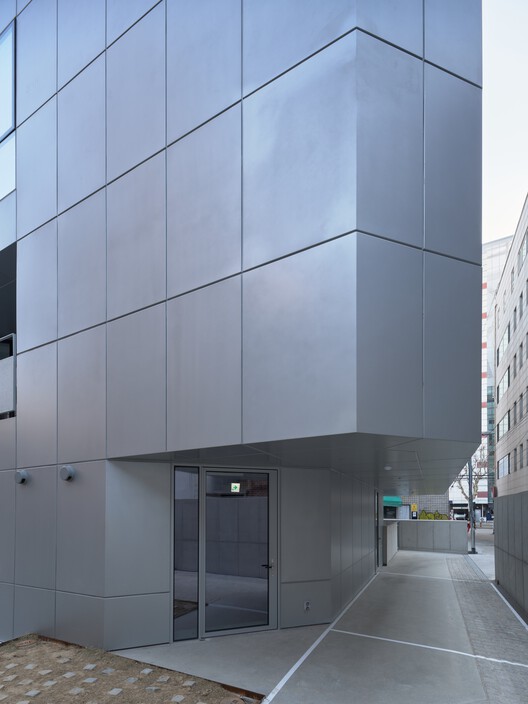 3D Building / FHHH friends - Exterior Photography, Glass