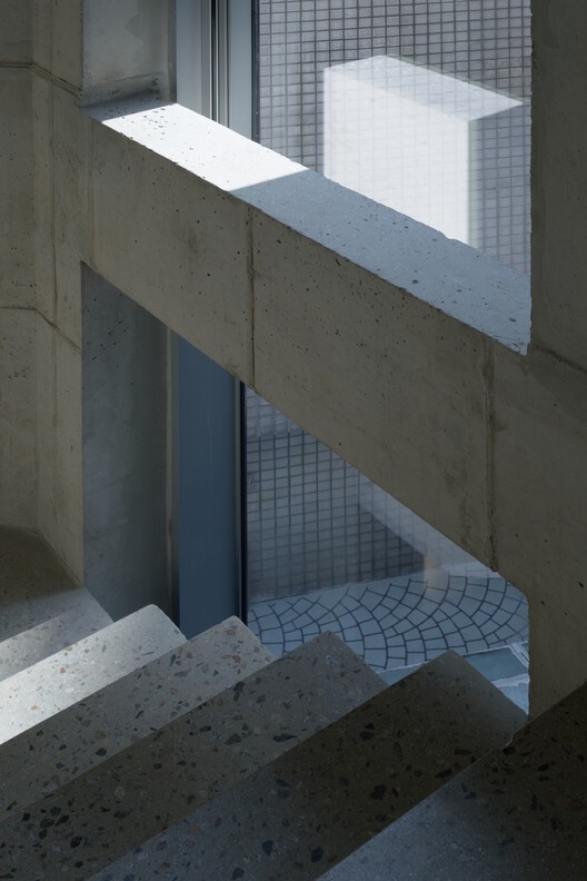 3D Building / FHHH friends - Image 21 of 39