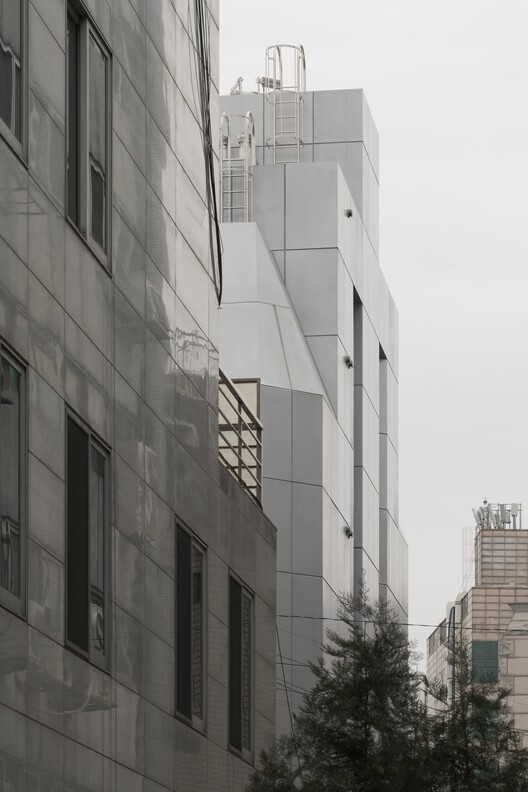 3D Building / FHHH friends - Interior Photography, Concrete