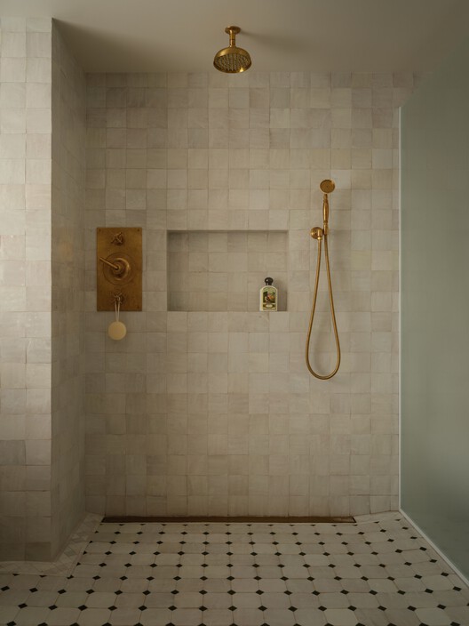 Tribeca Residence / Muqaddas Akkari Studio Tribeca Residence / Muqaddas Akkari Studio - Image 13 of 27