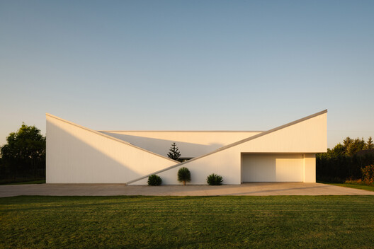 Slope House / SOURCE Architecture Studio - Exterior Photography
