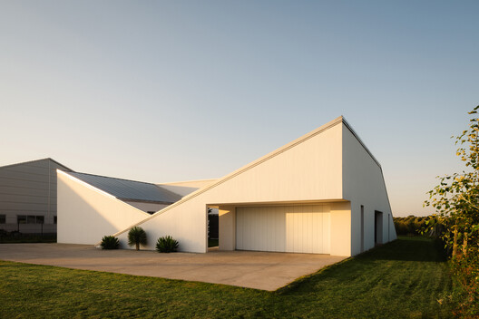 Slope House / SOURCE Architecture Studio - Exterior Photography