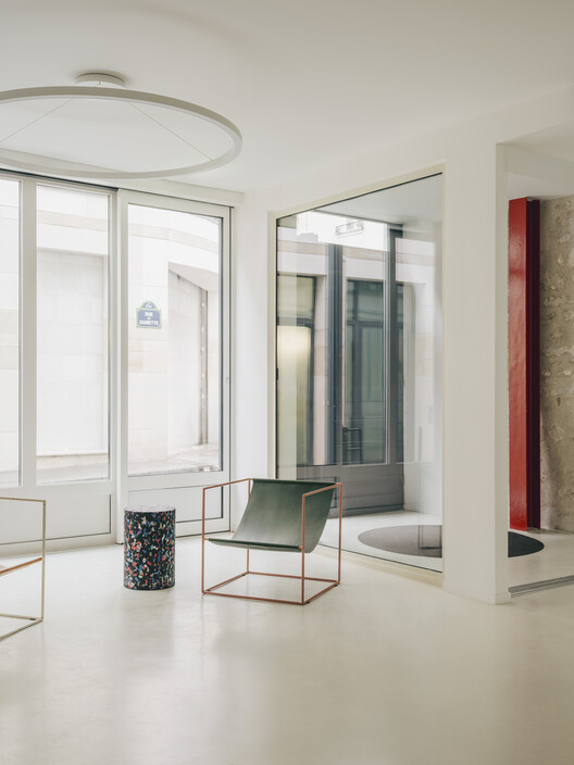 Sentier - Contemporary Workplace / Agathe Marimbert Architecte + Exbrayat Enrico architectes + Romain Granoux architecte - Interior Photography, Chair