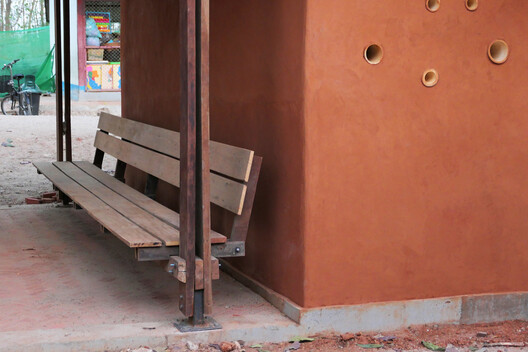 Classrooms for New Day School School / Simple Architecture Classrooms for New Day School School / Simple Architecture - Interior Photography, Wood, Bench
